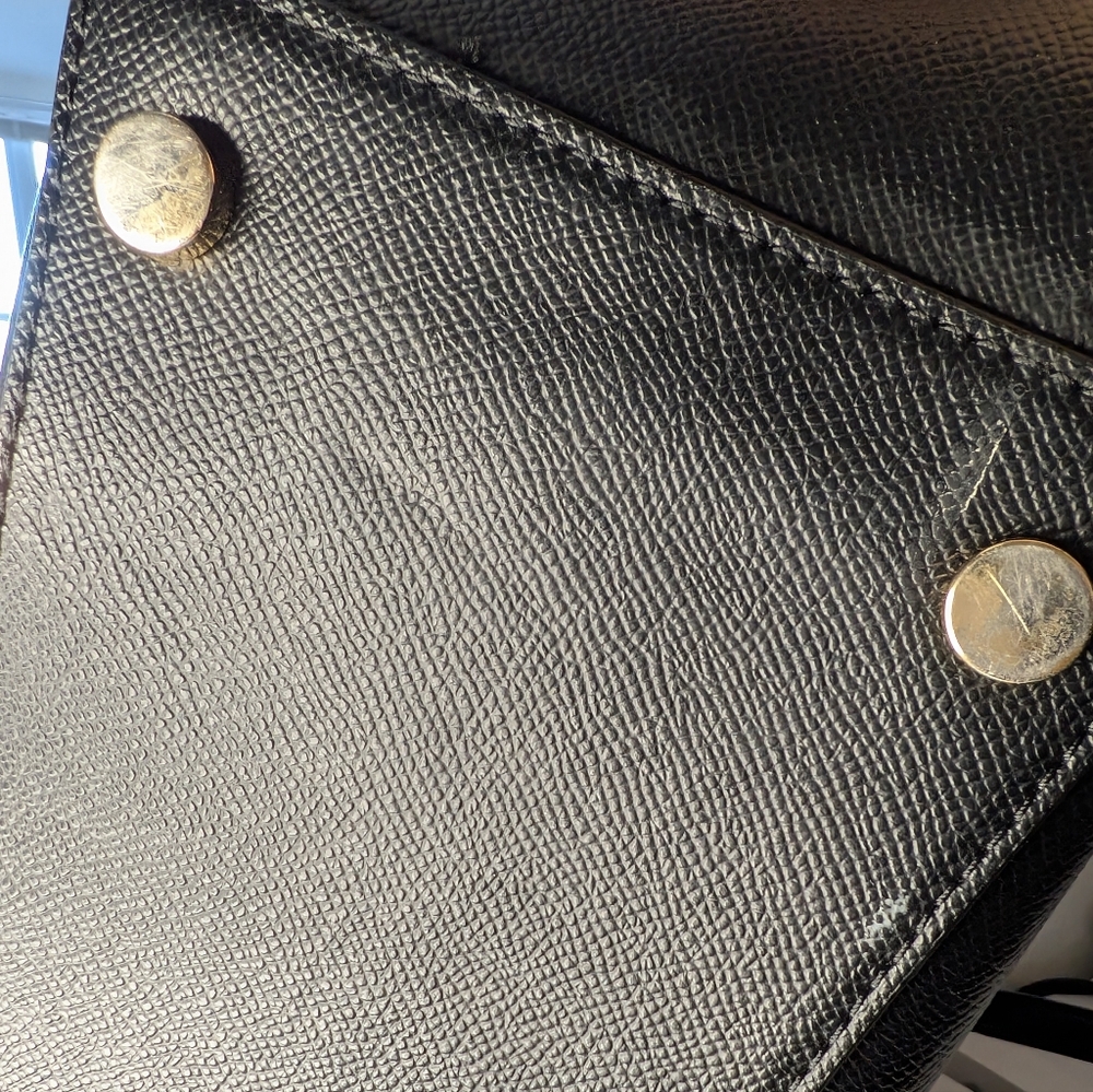 Michael Kors Voyager Tote With Black Leather - Picture 7 of 11